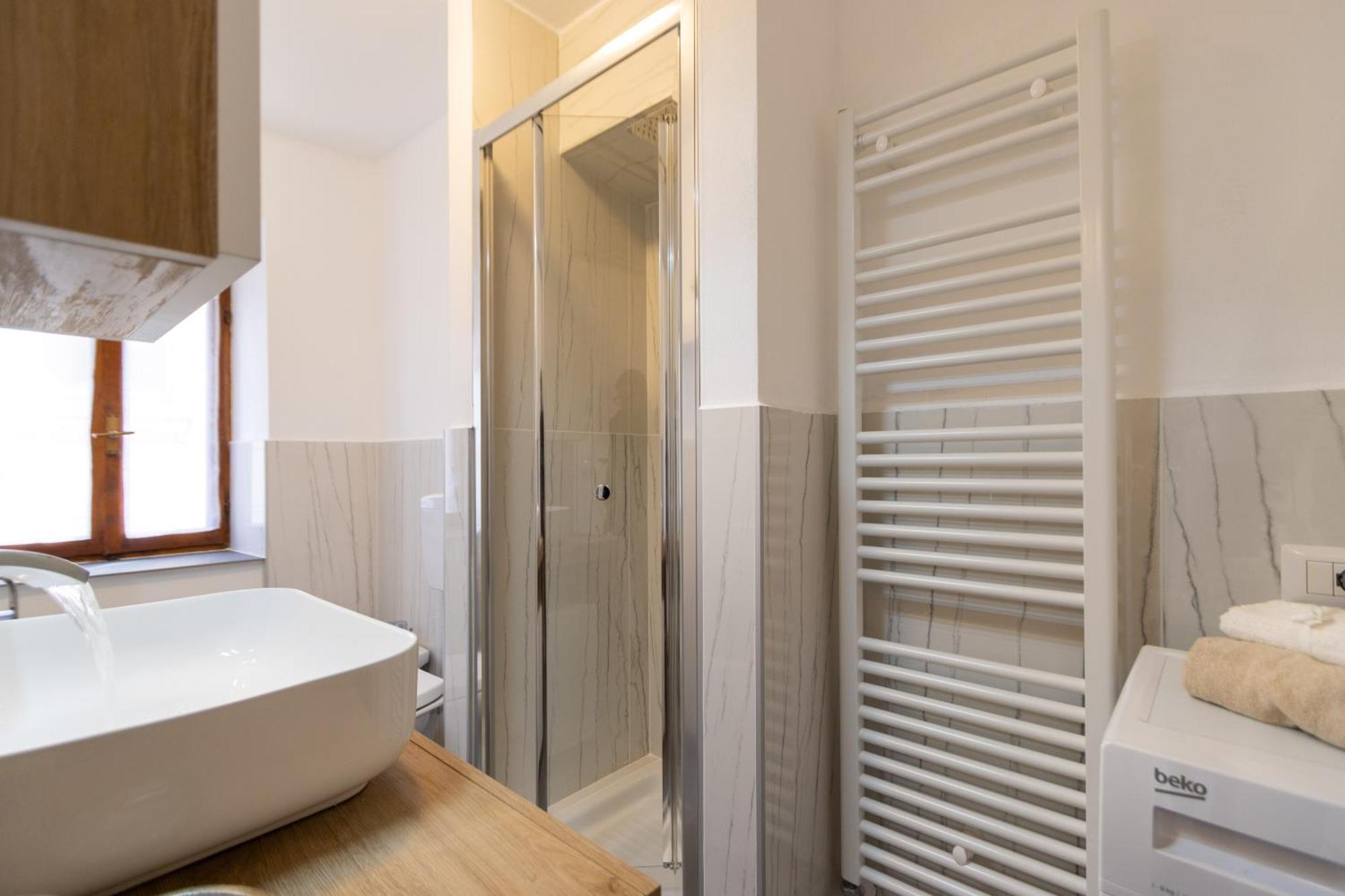 באוונו Golden Lake - Luxury Apartment ☆☆☆☆☆ - 100M From The Lake מראה חיצוני תמונה